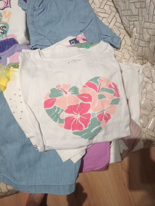 Vendo roupa em muito bom estado