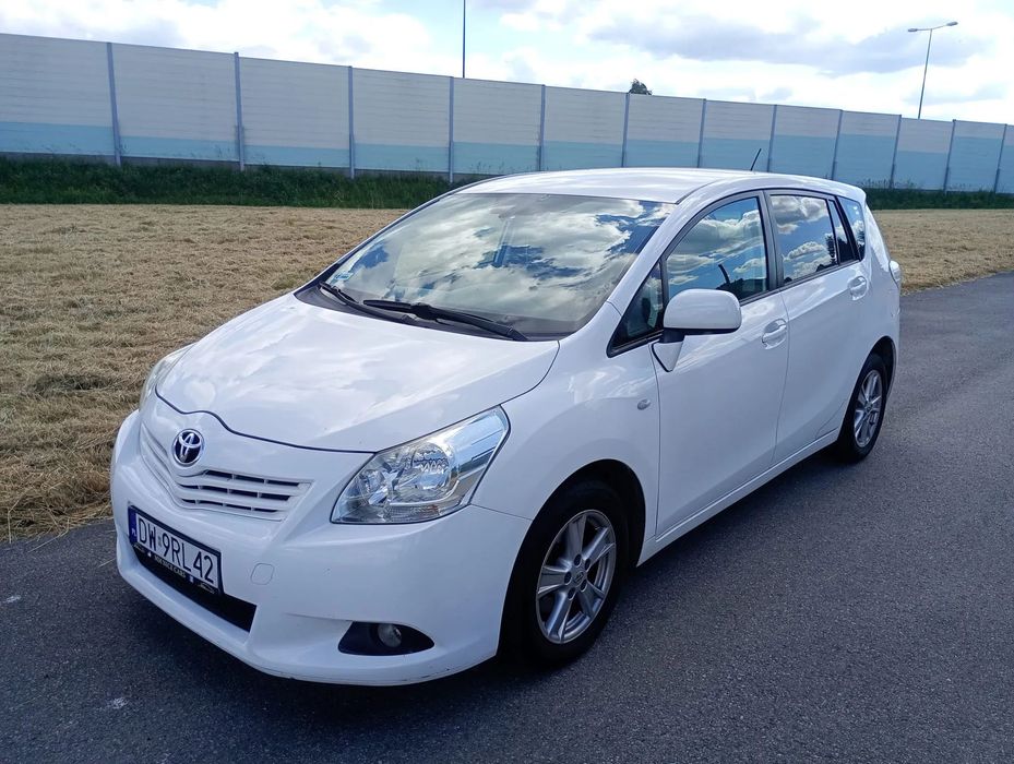 Toyota Verso Najlepszy silnik!!