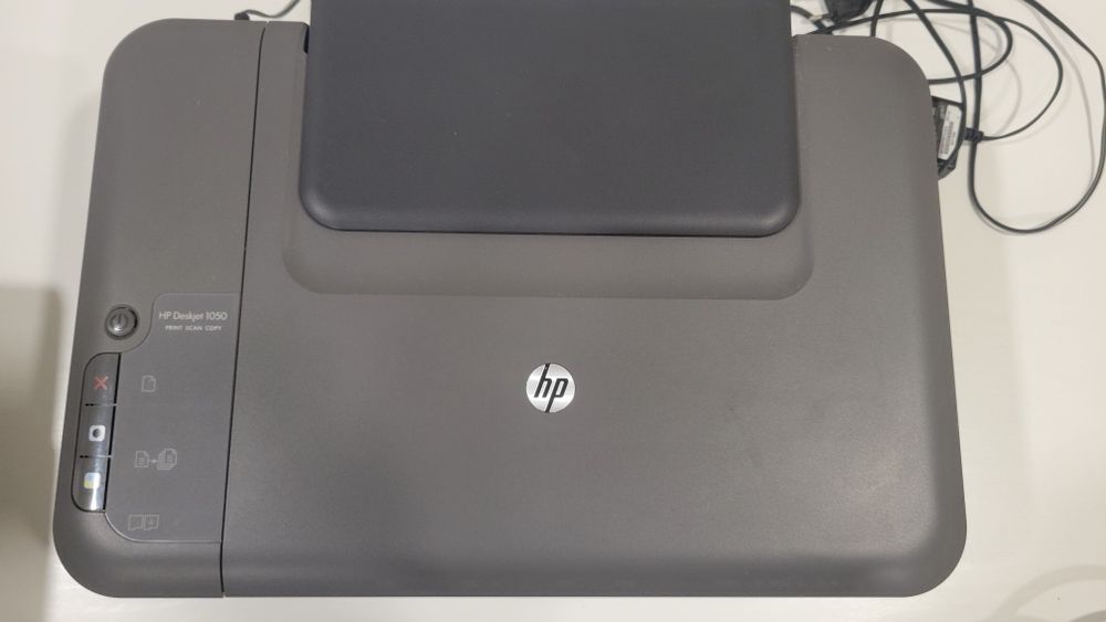 Impressora HP DeskJet 1050