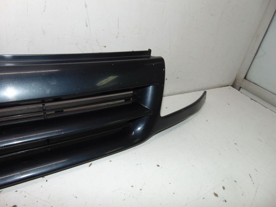 Opel Astra F grelha " nova de stock antigo