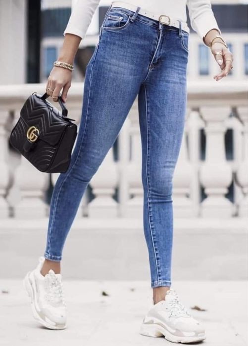Jeansy z wysokim stanem XS S XL