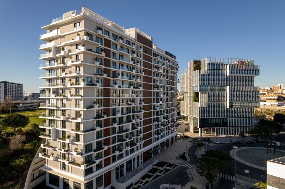 Imagens aéreas vídeo + foto