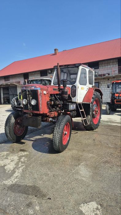 Ciągnik Białoruś PF08