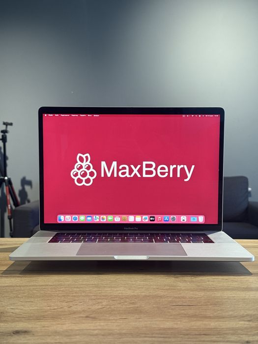 MacBook Pro 15 2019 i7 2.6Ghz 16/256gb Pro 555x 4gb !! Гарантія від магазину !!