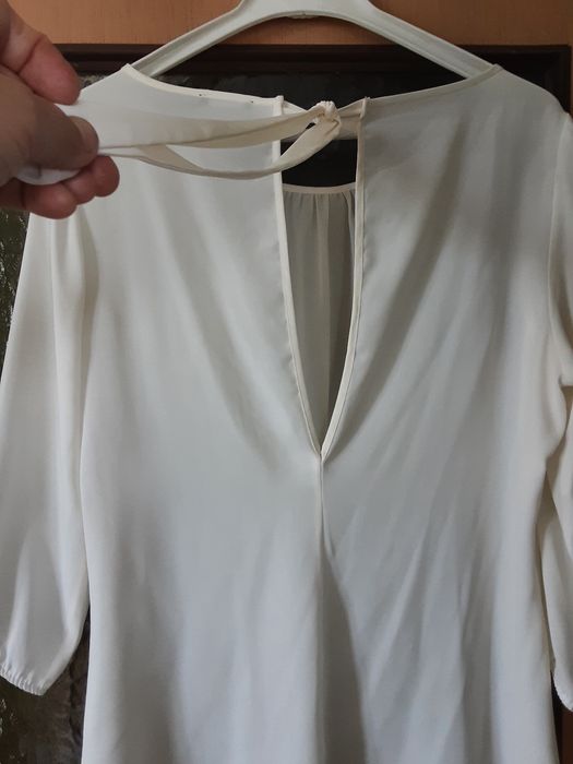 Biała elegancka bluzka damska Mohito
