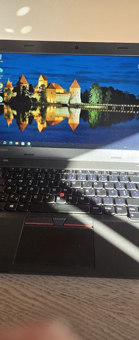 Portátil Lenovo 470