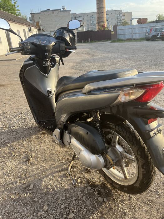 Мотоцикл Honda sh150i