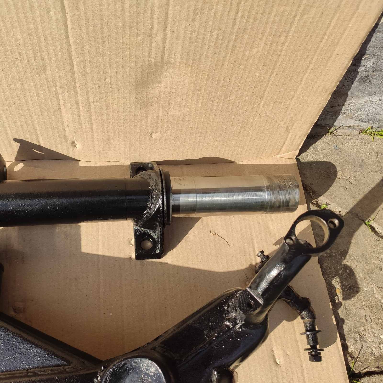Балка передня ЛуАЗ Нова (шкворня,кулакі): 100 грн. - Балки підвіски ...