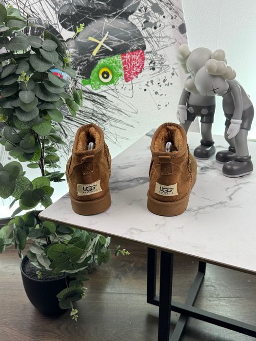 Зимові ботінки UGG Classic Ultra 38 розмір Е9945