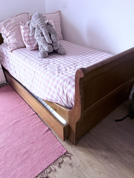 Cama dupla + comoda Madeira Maciça de Castanho