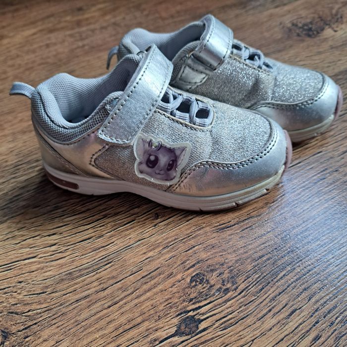 Buty dziewczęce rozmiar 24