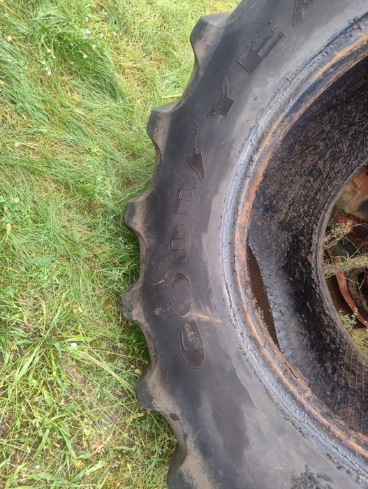 Opona Goodyear 620 75 R30