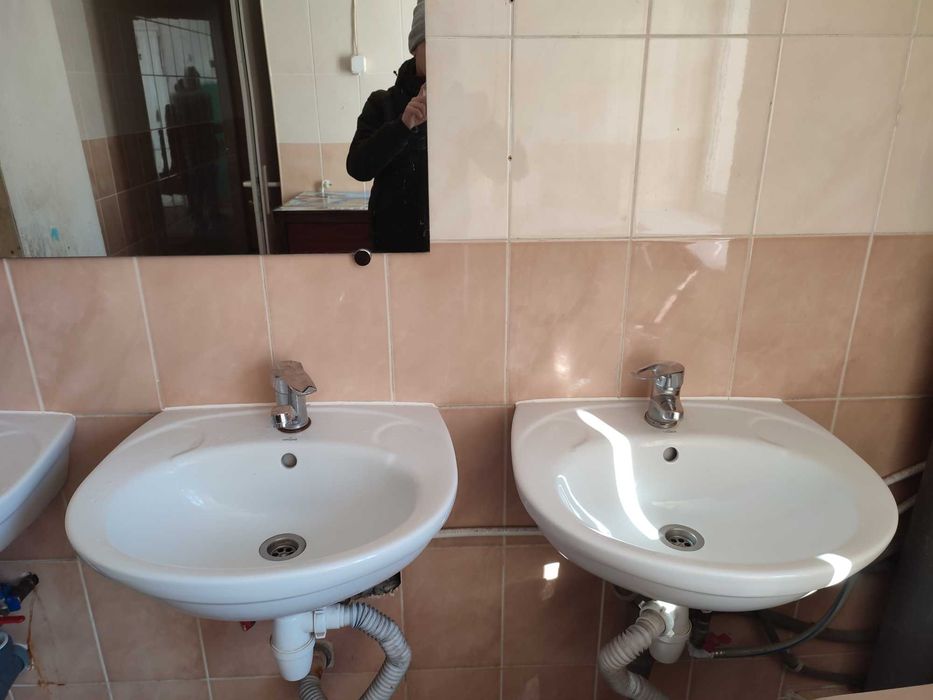 Продам малосімейку в районі автопарку. Свіжий косметичний ремонт.