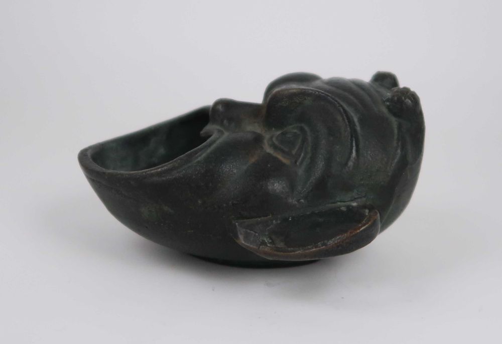 Cinzeiro Diabo antigo em Bronze / Latão
