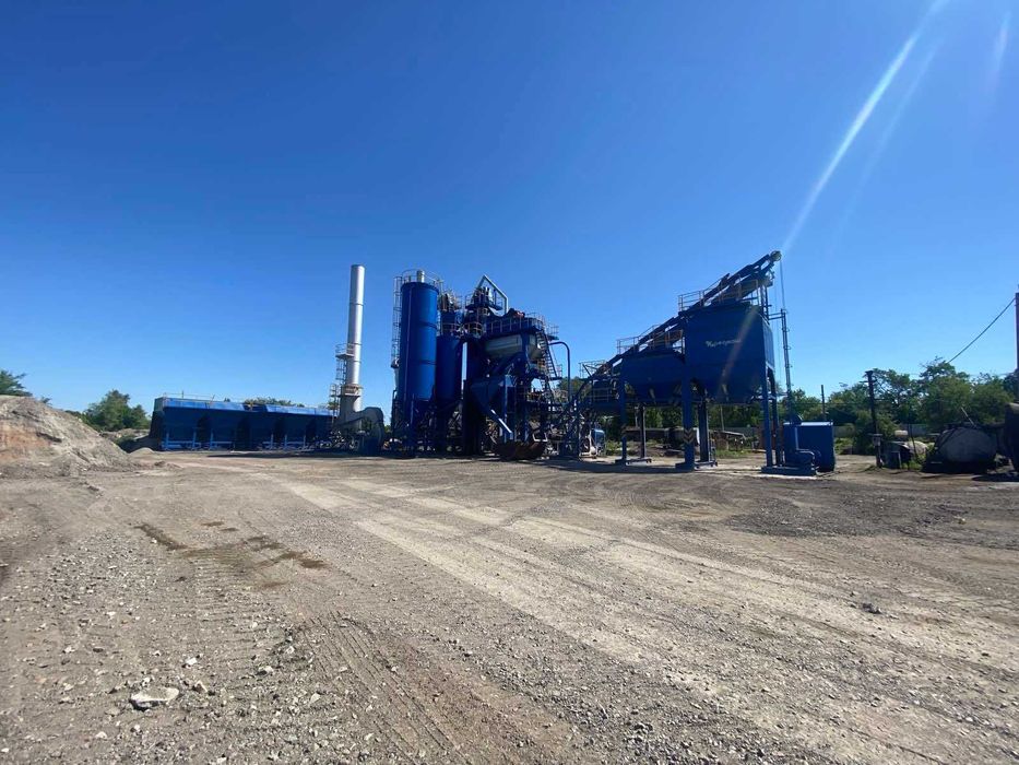 Асфальтобетонна суміш та бетон (Асфальт)