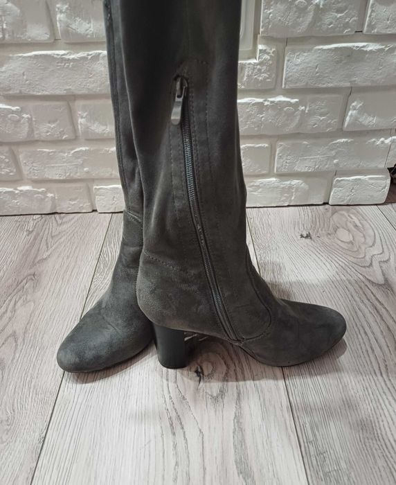 Szare kozaki za kolano 38