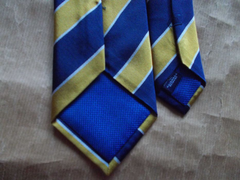 CHARLES TYRWHITT Premium  Krawat Nowy Jedwab  UK
