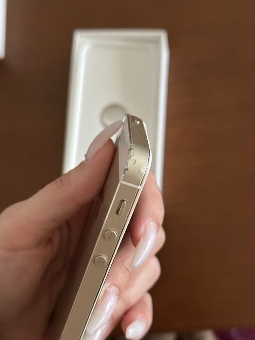 Iphone 5s dourado 16gb