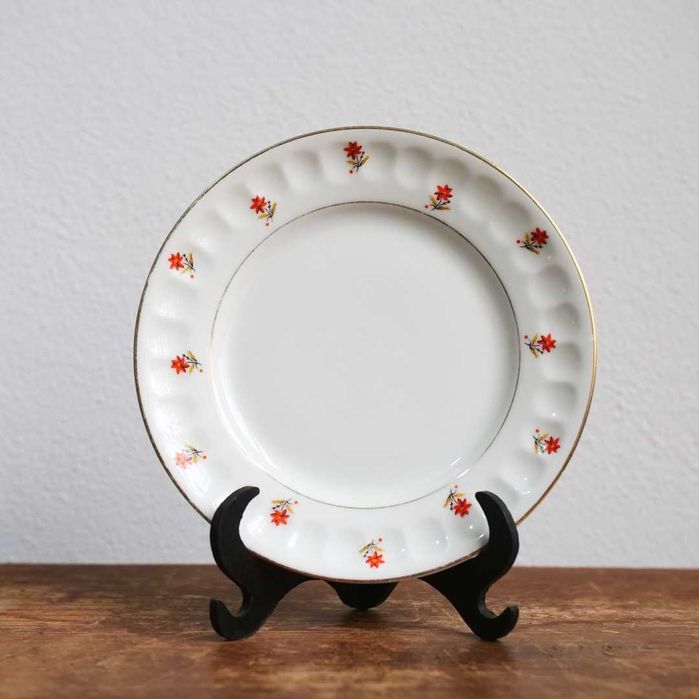 Prato em porcelana portuguesa S.P. Coimbra