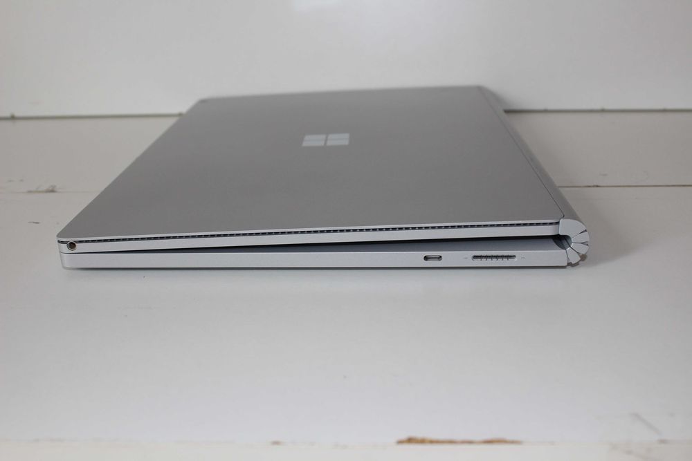 Microsoft Surface Book 2 15" i7-8650 512GB/16GB/NVIDIA GTX 1060/6Gb