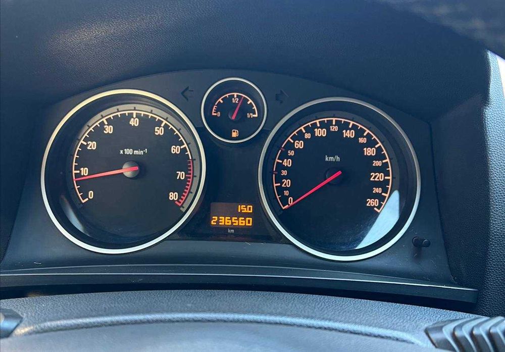 Продам Opel Zafira