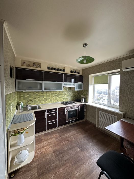 2-кімнатна вул. Поштова р-н Майдана волі чешка 8/9