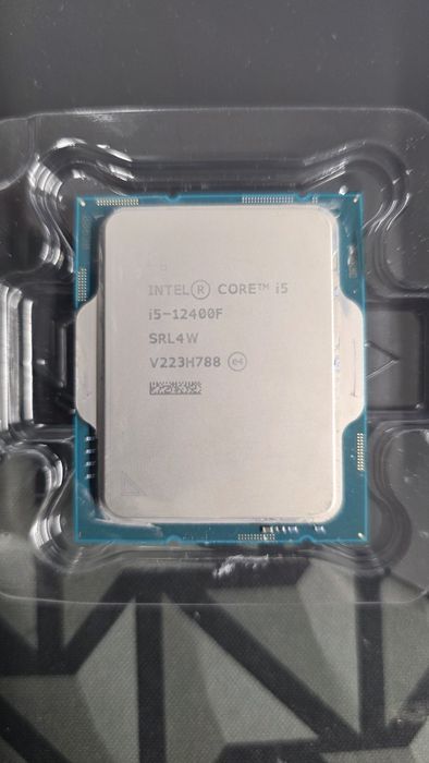 Intel i5 12400F skt1700