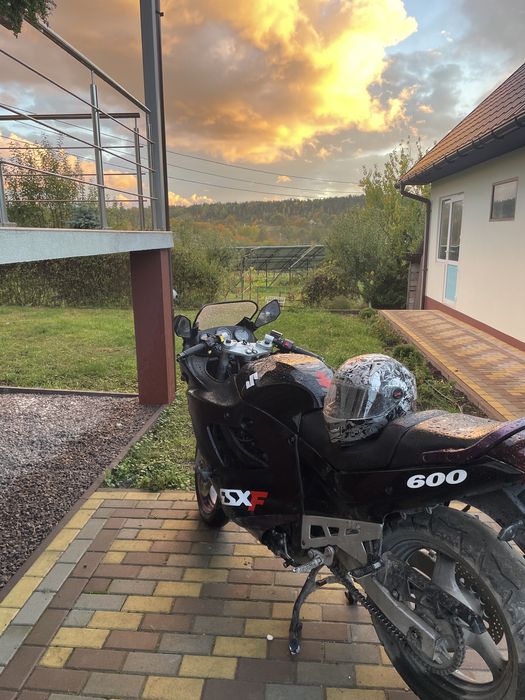 Продам сузукі катана 600