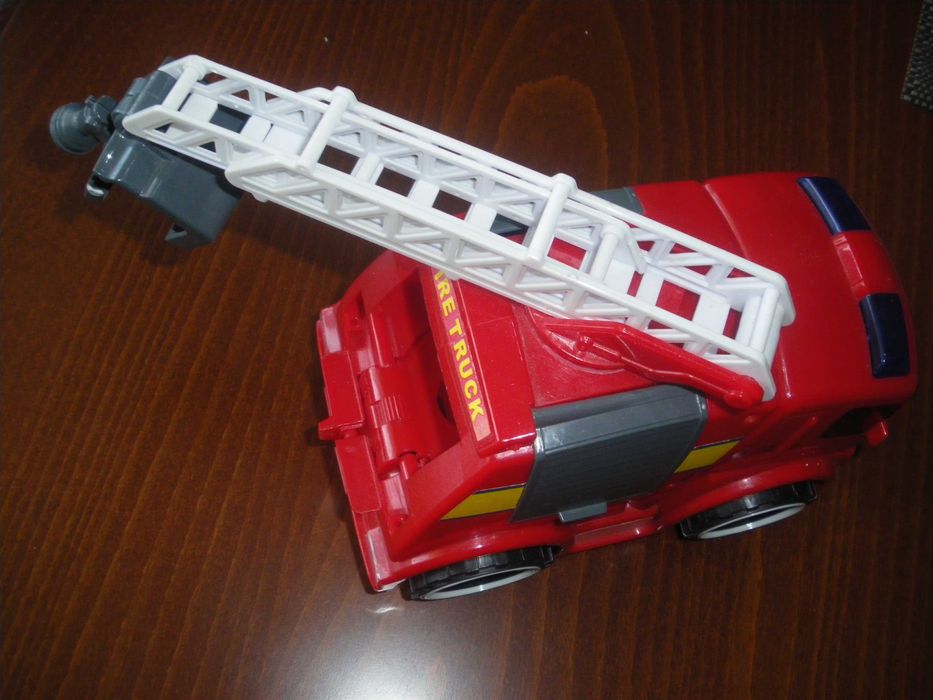 Zabawka wóz strażacki, auto