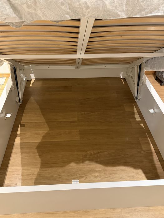 Cama malm ikea branca 160cm