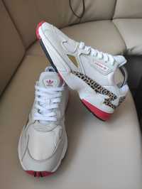 Adidas falcon olx hotsell