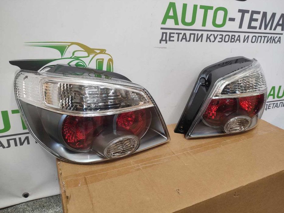 Ліхтар стоп Mitsubishi Outlander 2003-2009 задні фари Аутлендер 1