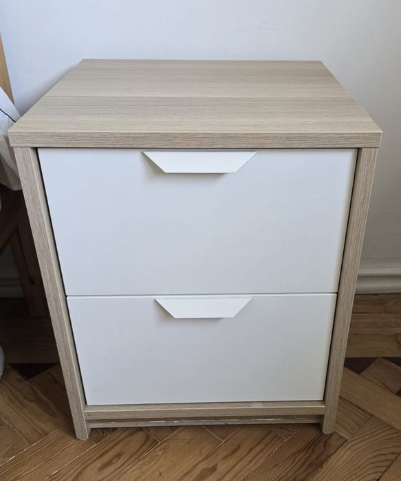 Duas Mesa de cabeceira IKEA STORKLINTA – 2 gavetas