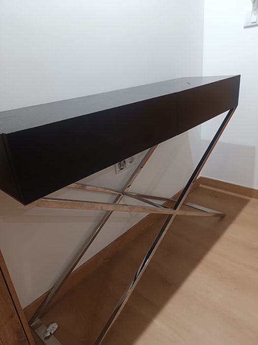 Movel entrada preto