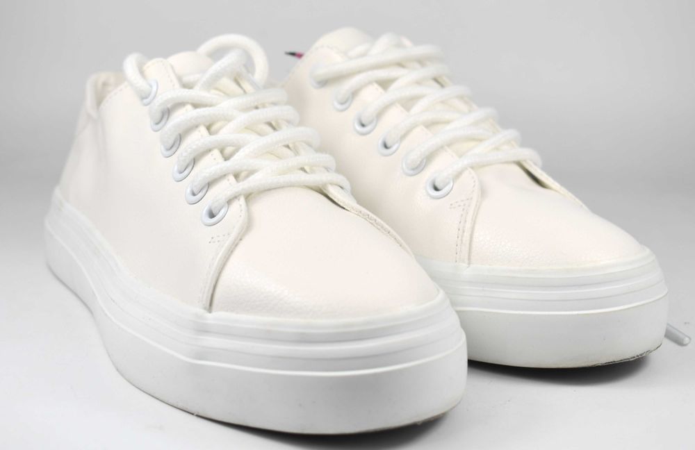 Jak nowe trampki Pier One roz. 37