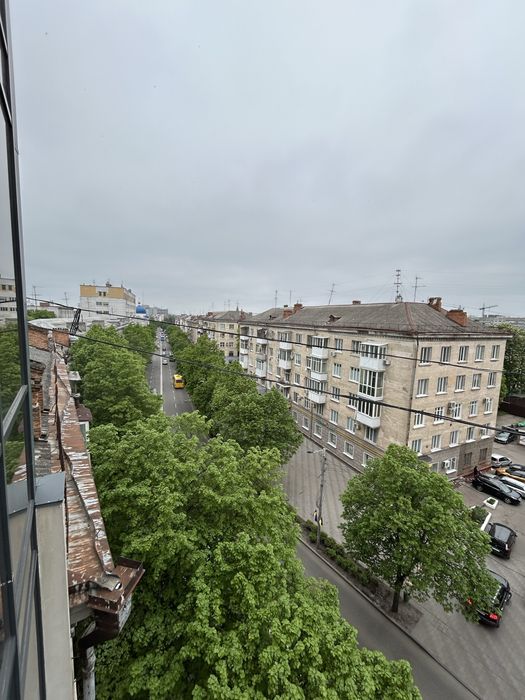 Оренда офісного приміщення бізнес центрі на вул.Київська