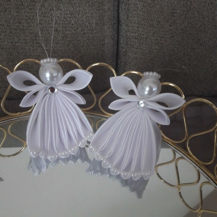 Ozdoby choinkowe ze wstążki.