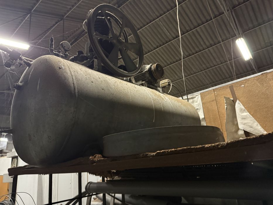 Compressor SIS para reparação