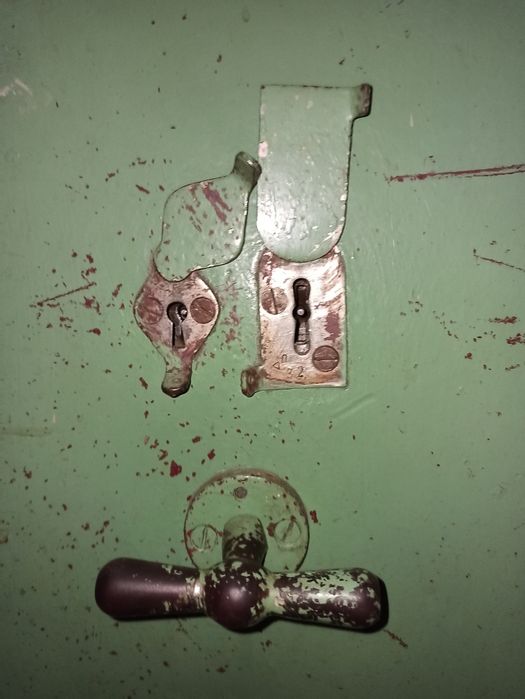 Сейф СССР огнеупорный  .