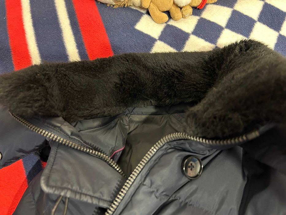 Kurtka puchowa z kapturem Tommy Hilfiger damska granatowa rozmiar S/36