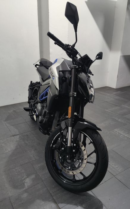 CFMoto NK300 300cc
