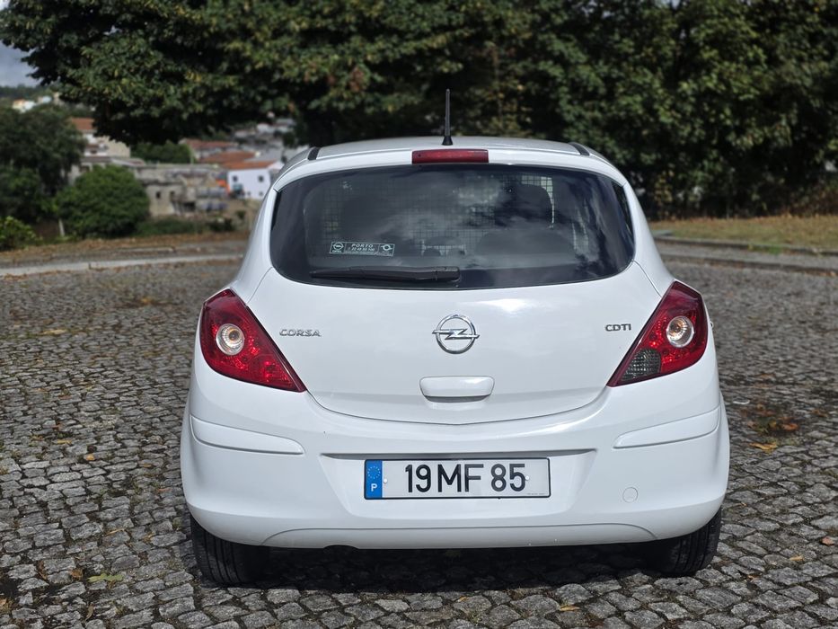 Opel Corsa D FaceLift C/Nova