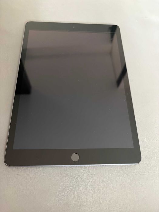 iPad 9 256GB cellular szary uszkodzony
