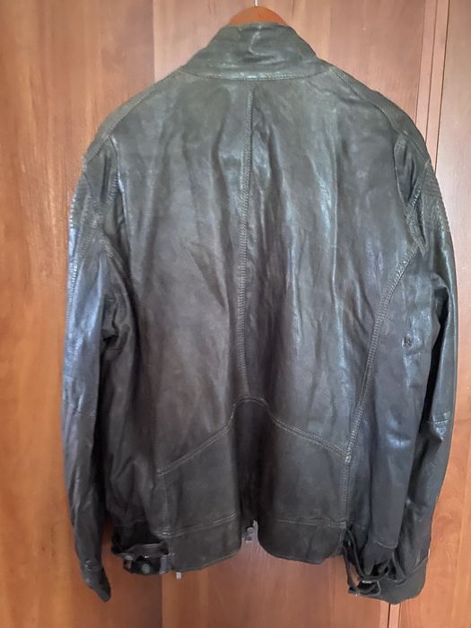 Новая кожанная куртка утепленная очень мягкая кожа