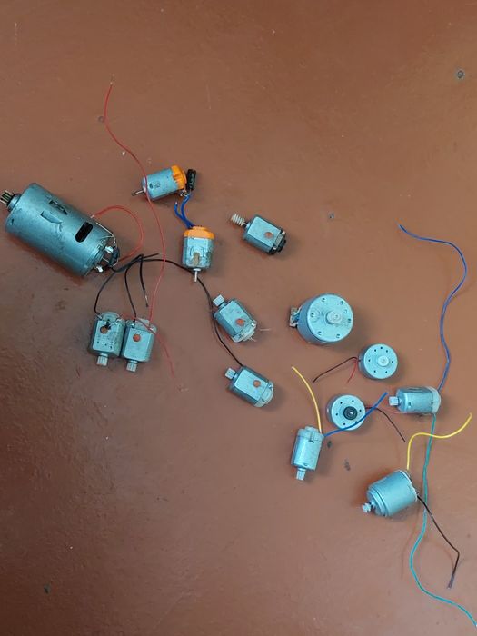 моторчики для ігрушних запчастин