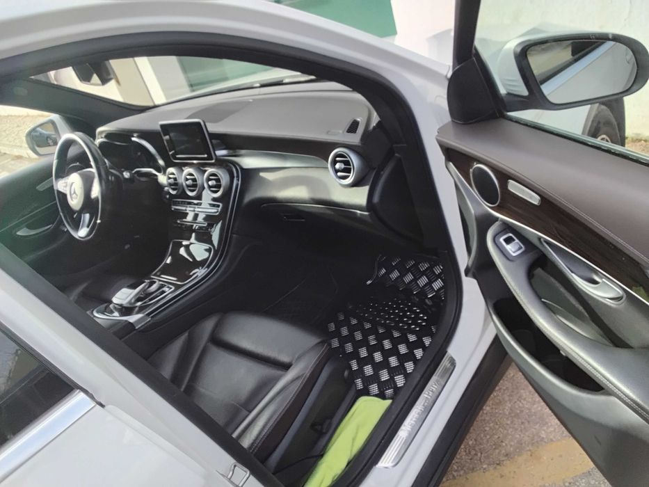 Mercedes-Benz GLC 220 d 4 Matic 9 G