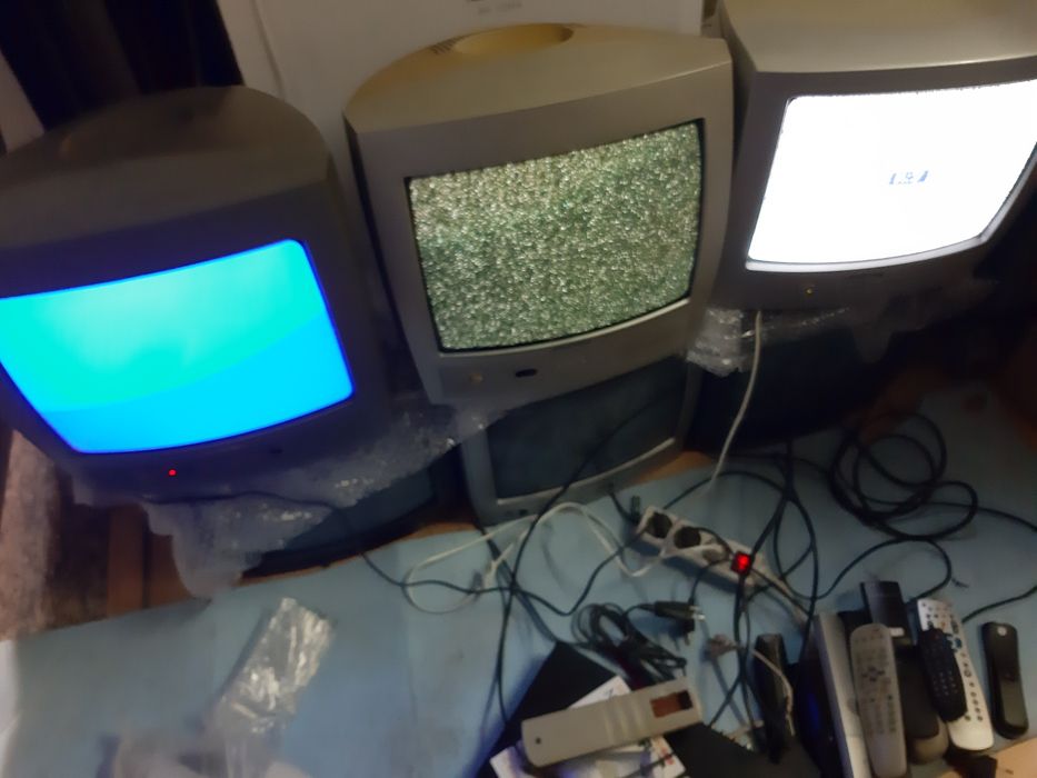 Sete TVs a funcionar bem