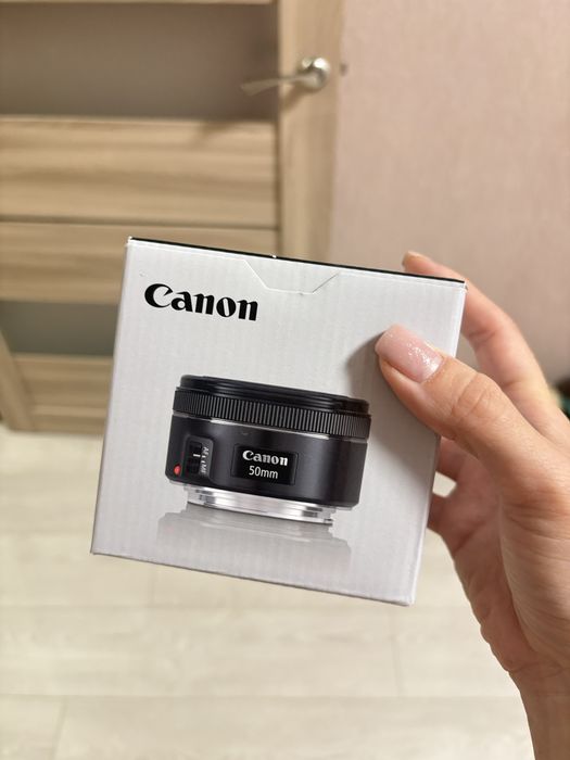 Canon ef 50 mm  1.8 стан новий!
