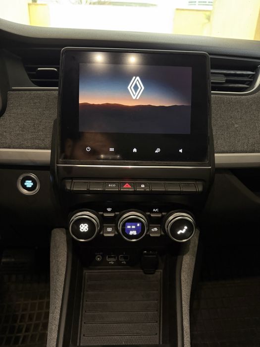 Renault Zoe roxo (Baterias próprias)