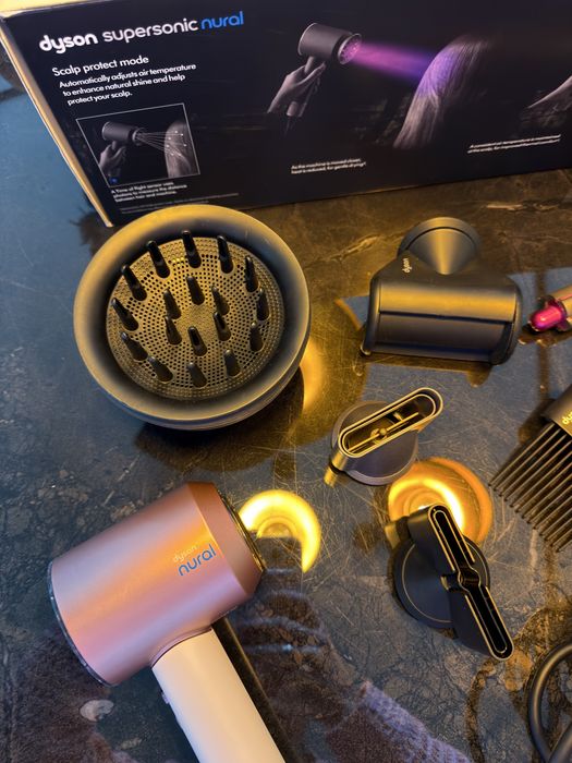 Dyson Supersonic Nural – Zestaw końcówek + końcówka do fal | Stan BDB